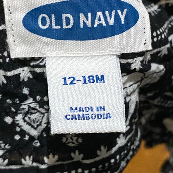 Old Navy Baby Animal Print Two Piece Set Size 12-18 Months (PRE-LOVED) - Picture 6 of 8